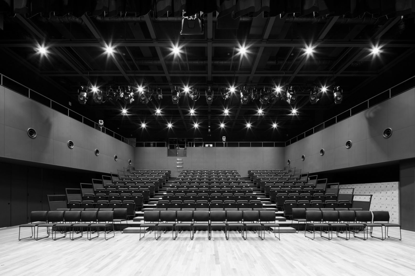 Mirai Theater, Futaba Future School